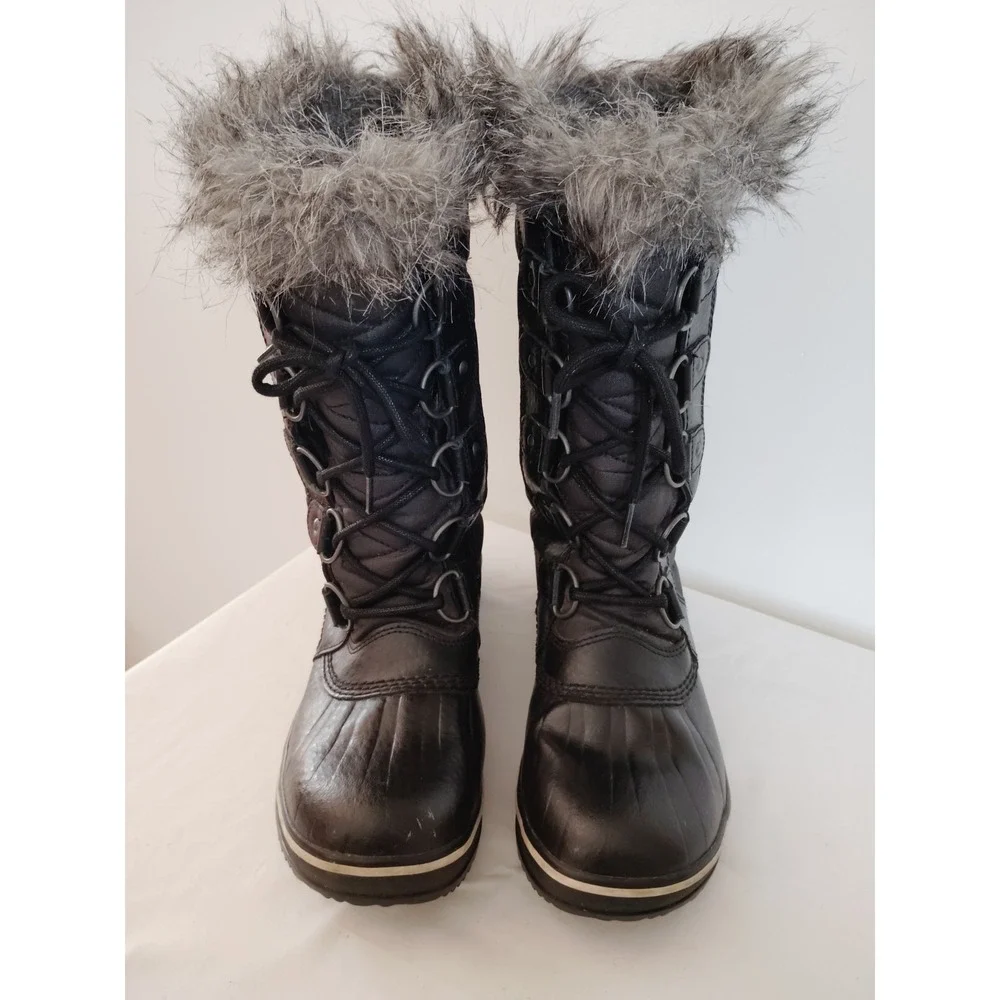 Sorel Winter Carnival Women 7 Black Quilted Faux Fur Lace‑Up Waterproof Snow Boo